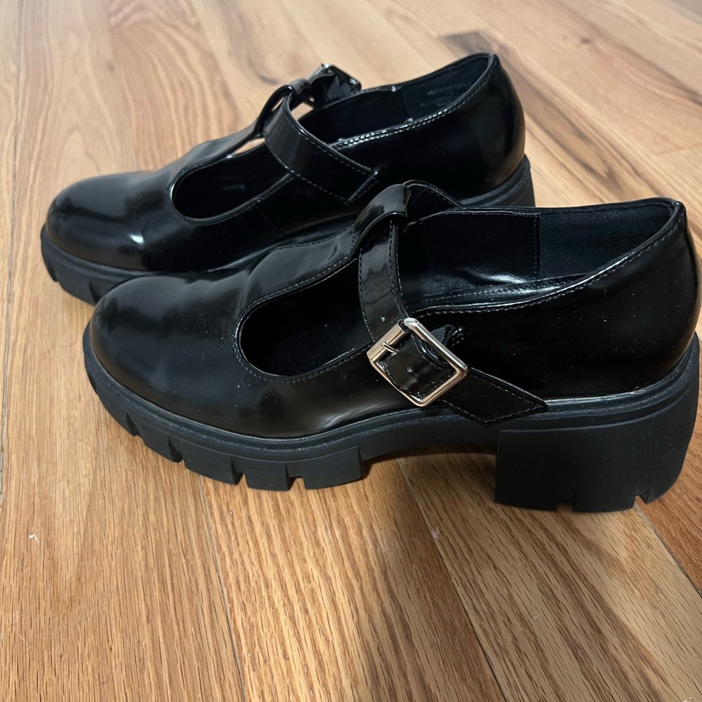 Madden Girl Mary Jane’s Black Shoes - Picture 2 of 8